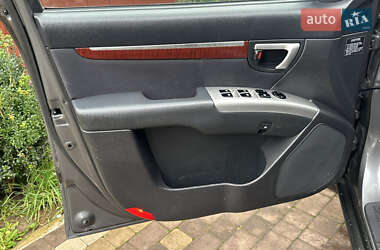 Внедорожник / Кроссовер Hyundai Santa FE 2009 в 