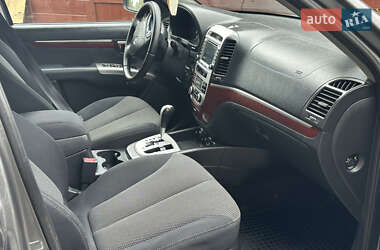 Внедорожник / Кроссовер Hyundai Santa FE 2009 в 