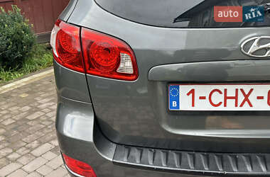 Внедорожник / Кроссовер Hyundai Santa FE 2009 в 