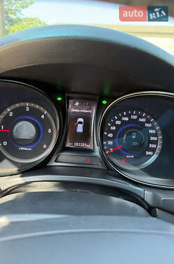 Внедорожник / Кроссовер Hyundai Santa FE 2012 в 