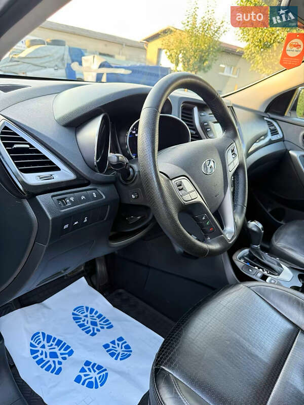Позашляховик / Кросовер Hyundai Santa FE 2013 в Івано-Франківську фото 18 Позашляховик / Кросовер Hyundai Santa FE 2013 в Івано-Франківську