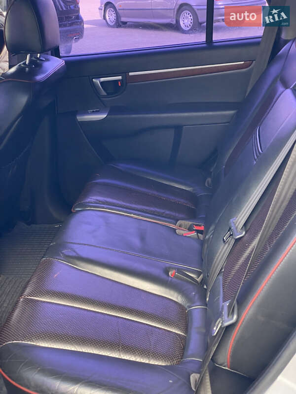 Внедорожник / Кроссовер Hyundai Santa FE 2008 в Киеве