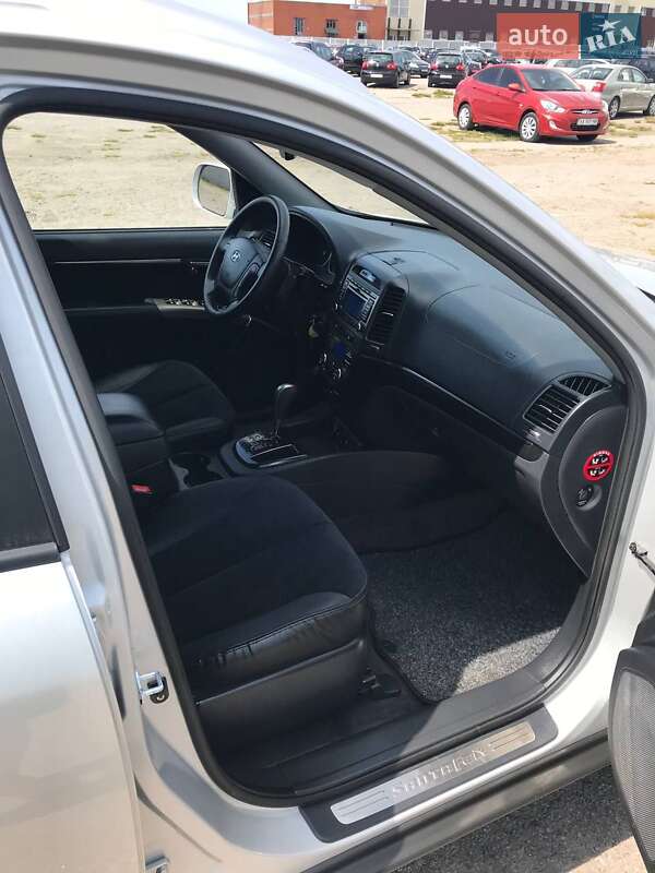 Позашляховик / Кросовер Hyundai Santa FE 2009 в Вінниці