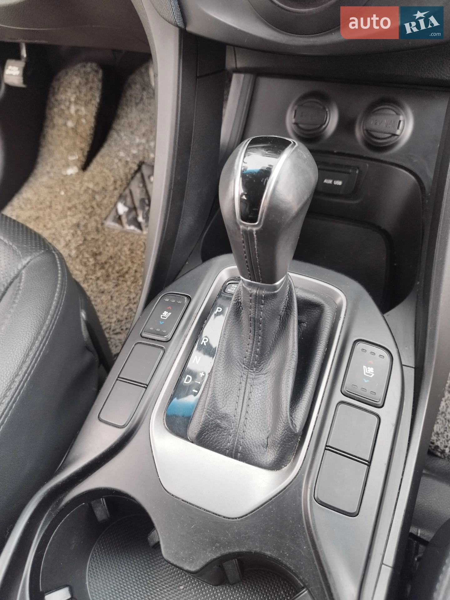 2014 Hyundai Santa Fe - мініатюра 18