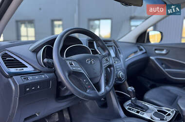 Позашляховик / Кросовер Hyundai Santa FE 2013 в  фото 16 Позашляховик / Кросовер Hyundai Santa FE 2013 в