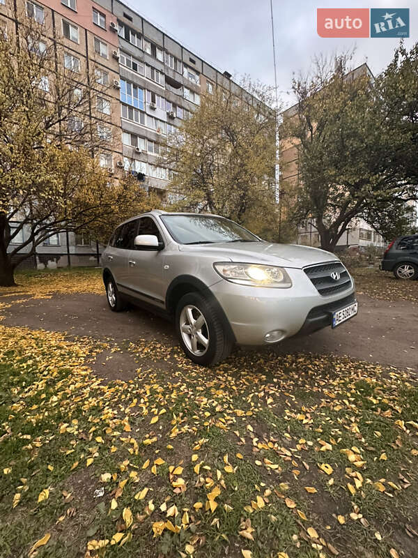Внедорожник / Кроссовер Hyundai Santa FE 2006 в Кривом Роге