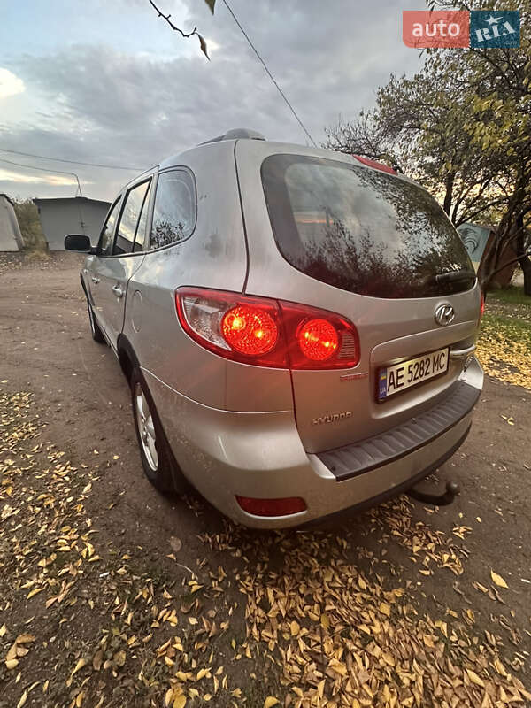 Внедорожник / Кроссовер Hyundai Santa FE 2006 в Кривом Роге