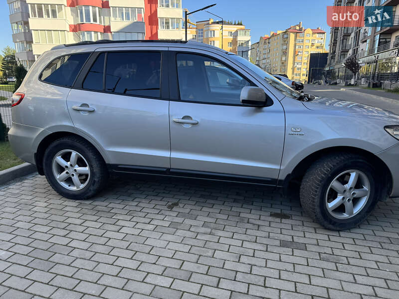 Внедорожник / Кроссовер Hyundai Santa FE 2005 в Новояворовске