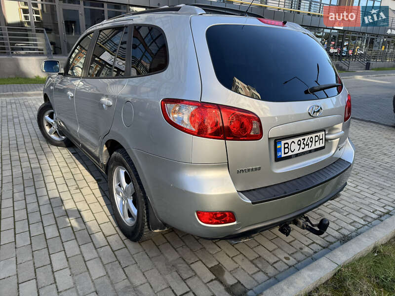Внедорожник / Кроссовер Hyundai Santa FE 2005 в Новояворовске