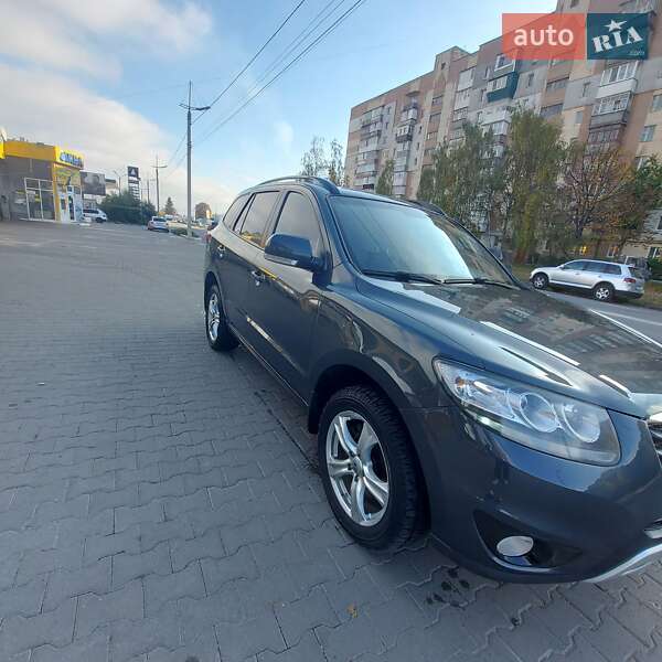Внедорожник / Кроссовер Hyundai Santa FE 2011 в Хмельницком