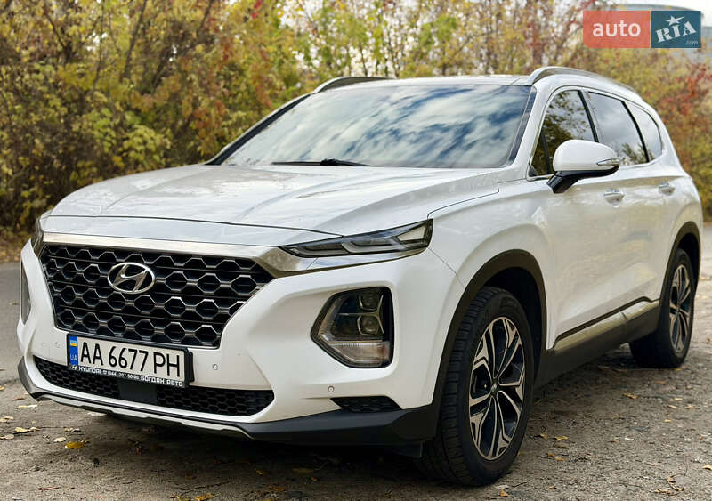Внедорожник / Кроссовер Hyundai Santa FE 2018 в Киеве