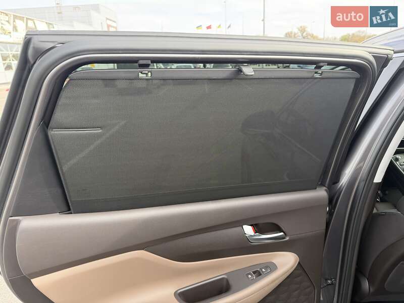 Внедорожник / Кроссовер Hyundai Santa FE 2021 в Киеве