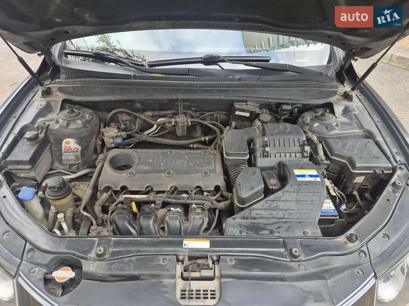 Внедорожник / Кроссовер Hyundai Santa FE 2011 в Виннице