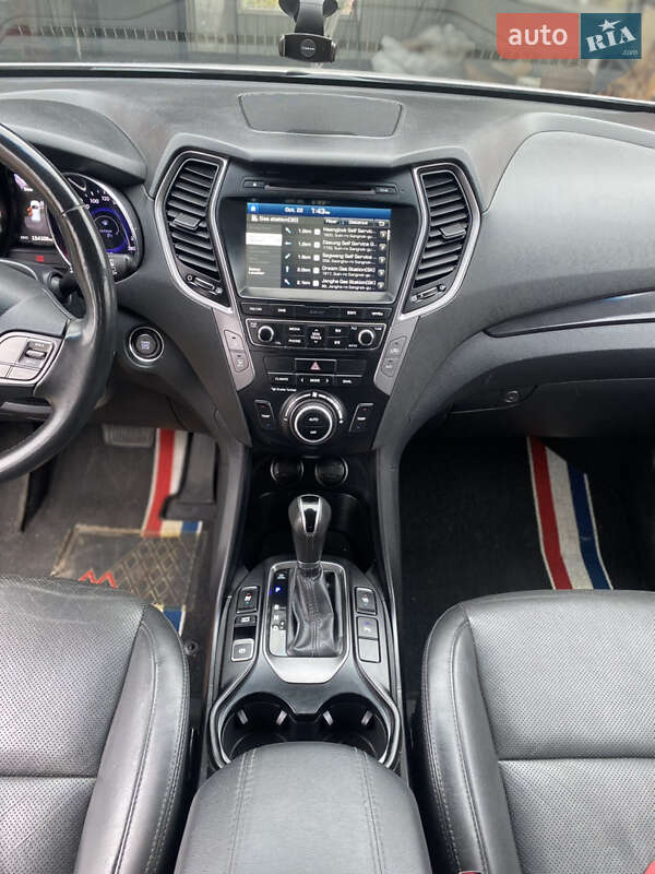 Позашляховик / Кросовер Hyundai Santa FE 2015 в Андрушівці