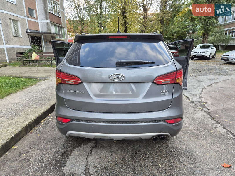 Позашляховик / Кросовер Hyundai Santa FE 2013 в Вараші