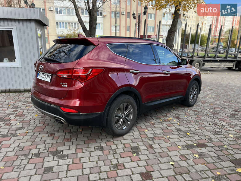 Внедорожник / Кроссовер Hyundai Santa FE 2012 в Ровно