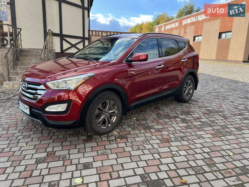 Внедорожник / Кроссовер Hyundai Santa FE 2012 в Ровно
