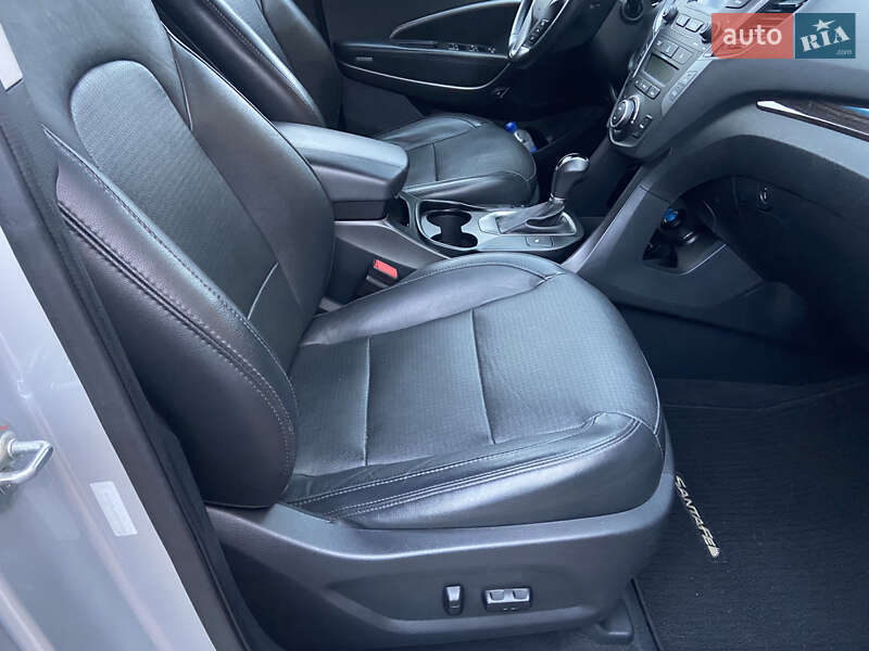 Позашляховик / Кросовер Hyundai Santa FE 2013 в Тернополі фото 28 Позашляховик / Кросовер Hyundai Santa FE 2013 в Тернополі