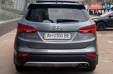 Внедорожник / Кроссовер Hyundai Santa FE 2015 в 