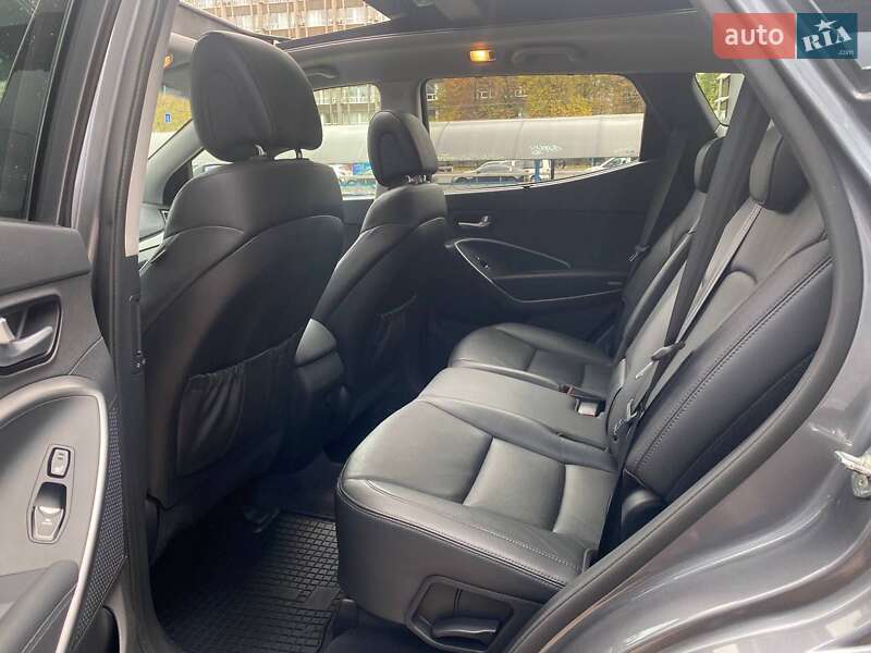 Позашляховик / Кросовер Hyundai Santa FE 2015 в Києві фото 12 Позашляховик / Кросовер Hyundai Santa FE 2015 в Києві