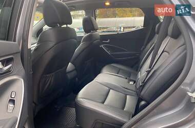 Внедорожник / Кроссовер Hyundai Santa FE 2015 в 