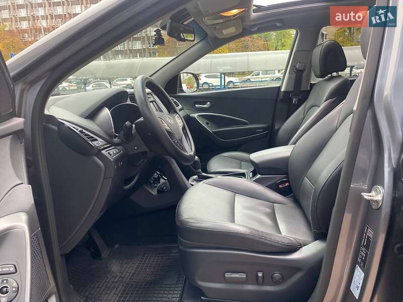 Позашляховик / Кросовер Hyundai Santa FE 2015 в Києві фото 8 Позашляховик / Кросовер Hyundai Santa FE 2015 в Києві