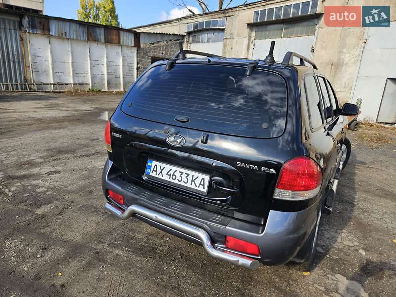 Внедорожник / Кроссовер Hyundai Santa FE 2005 в Харькове