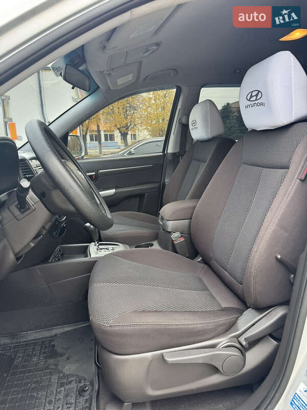 Внедорожник / Кроссовер Hyundai Santa FE 2010 в Черкассах фото 11 Внедорожник / Кроссовер Hyundai Santa FE 2010 в Черкассах