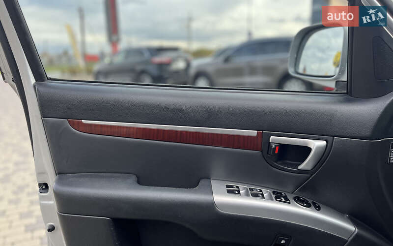 Внедорожник / Кроссовер Hyundai Santa FE 2007 в Мукачево фото 20 Внедорожник / Кроссовер Hyundai Santa FE 2007 в Мукачево