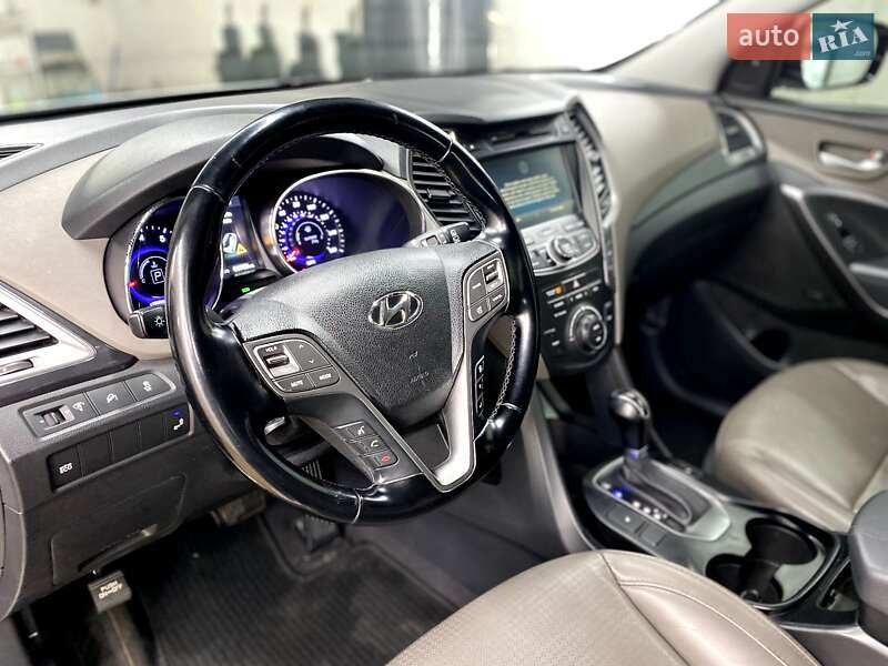 Позашляховик / Кросовер Hyundai Santa FE 2014 в Сумах