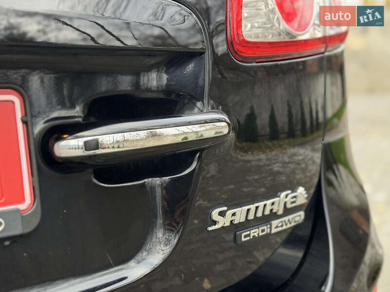 Внедорожник / Кроссовер Hyundai Santa FE 2011 в Ровно