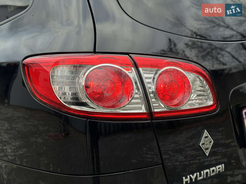 Внедорожник / Кроссовер Hyundai Santa FE 2011 в Ровно