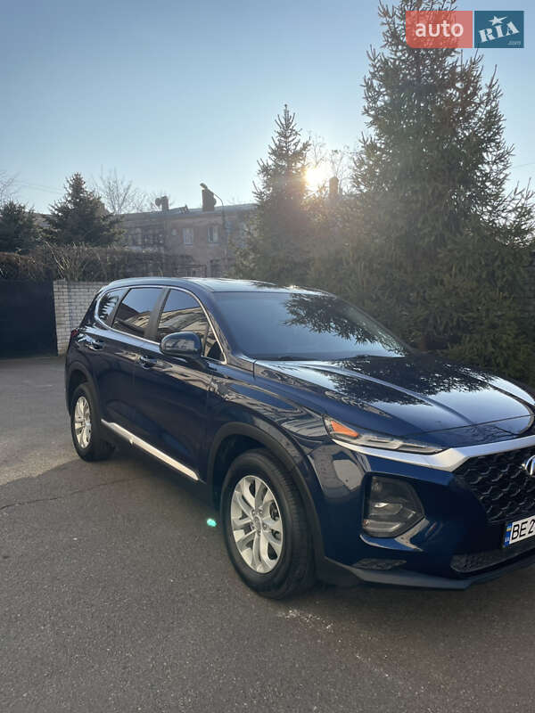 Внедорожник / Кроссовер Hyundai Santa FE 2019 в Николаеве