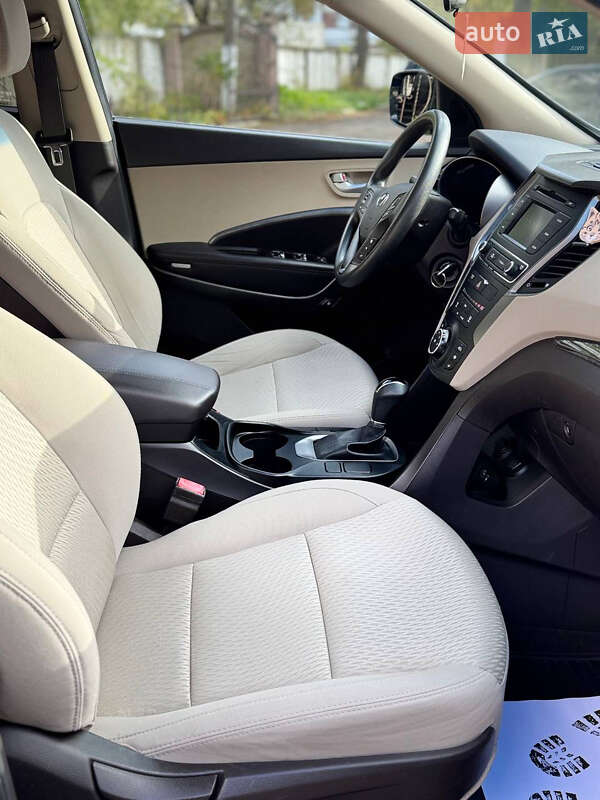 Позашляховик / Кросовер Hyundai Santa FE 2017 в Тернополі