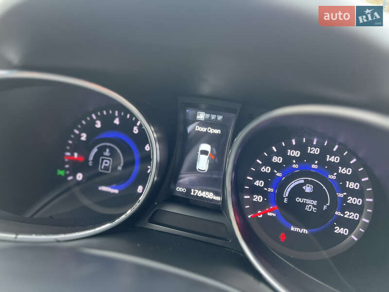 Внедорожник / Кроссовер Hyundai Santa FE 2015 в Львове фото 28 Внедорожник / Кроссовер Hyundai Santa FE 2015 в Львове