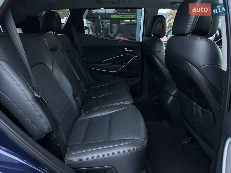 Позашляховик / Кросовер Hyundai Santa FE 2016 в Києві