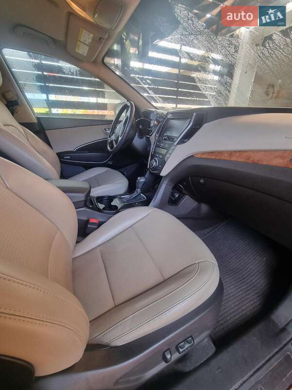 Внедорожник / Кроссовер Hyundai Santa FE 2014 в Василькове