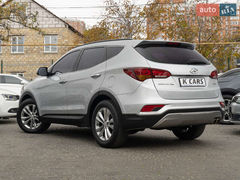Внедорожник / Кроссовер Hyundai Santa FE 2016 в Одессе фото 2 Внедорожник / Кроссовер Hyundai Santa FE 2016 в Одессе