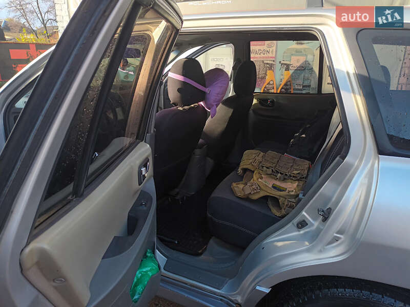 Внедорожник / Кроссовер Hyundai Santa FE 2004 в Лебедине фото 4 Внедорожник / Кроссовер Hyundai Santa FE 2004 в Лебедине