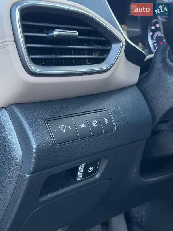 Внедорожник / Кроссовер Hyundai Santa FE 2023 в Львове фото 17 Внедорожник / Кроссовер Hyundai Santa FE 2023 в Львове