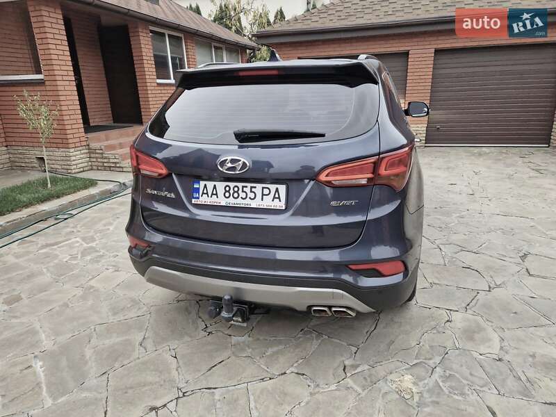 Позашляховик / Кросовер Hyundai Santa FE 2016 в Києві