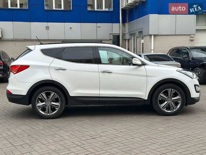 Позашляховик / Кросовер Hyundai Santa FE 2012 в Одесі