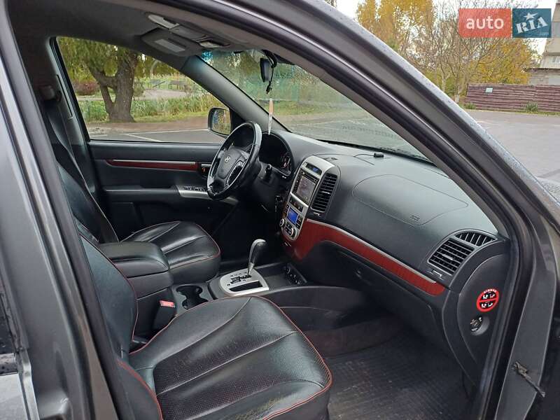 Позашляховик / Кросовер Hyundai Santa FE 2007 в Рівному