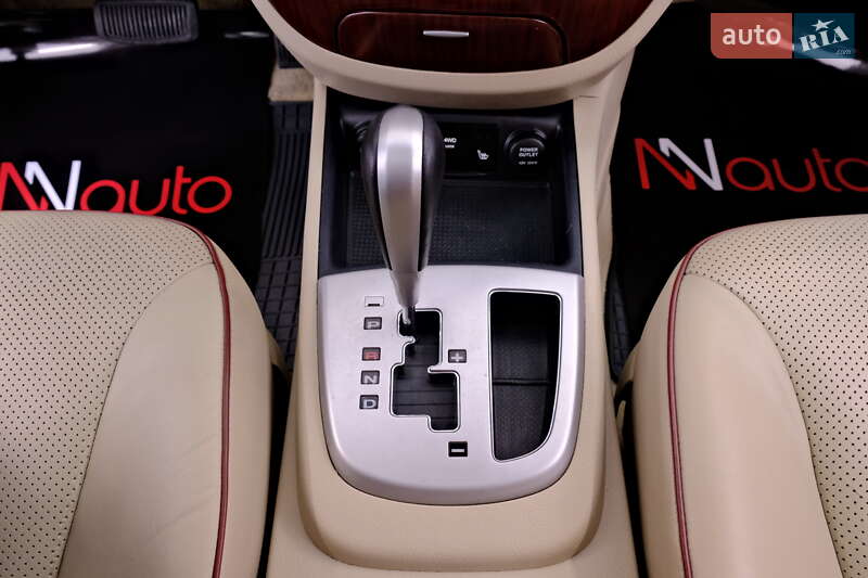 Внедорожник / Кроссовер Hyundai Santa FE 2008 в Одессе