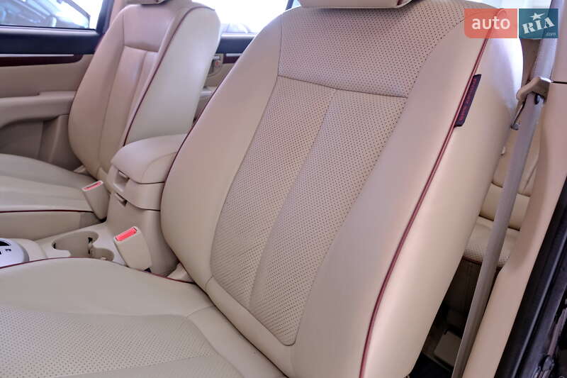 Внедорожник / Кроссовер Hyundai Santa FE 2008 в Одессе