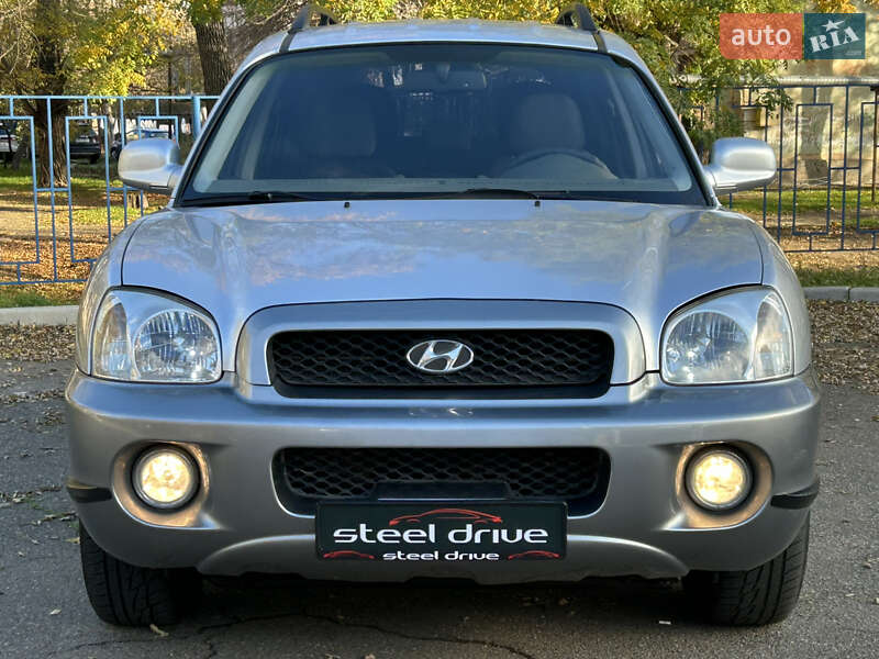 Внедорожник / Кроссовер Hyundai Santa FE 2005 в Николаеве