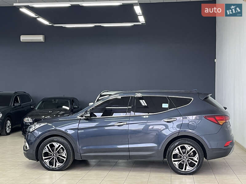 Внедорожник / Кроссовер Hyundai Santa FE 2015 в Одессе