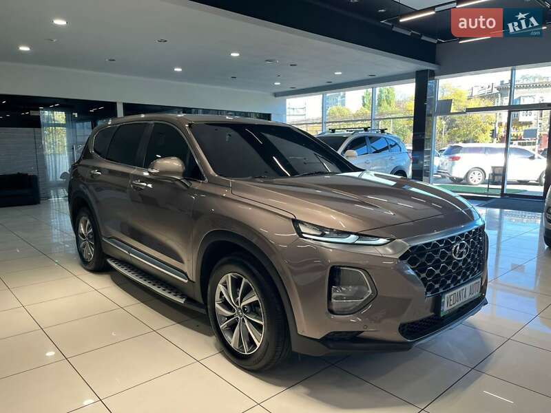 Внедорожник / Кроссовер Hyundai Santa FE 2019 в Одессе