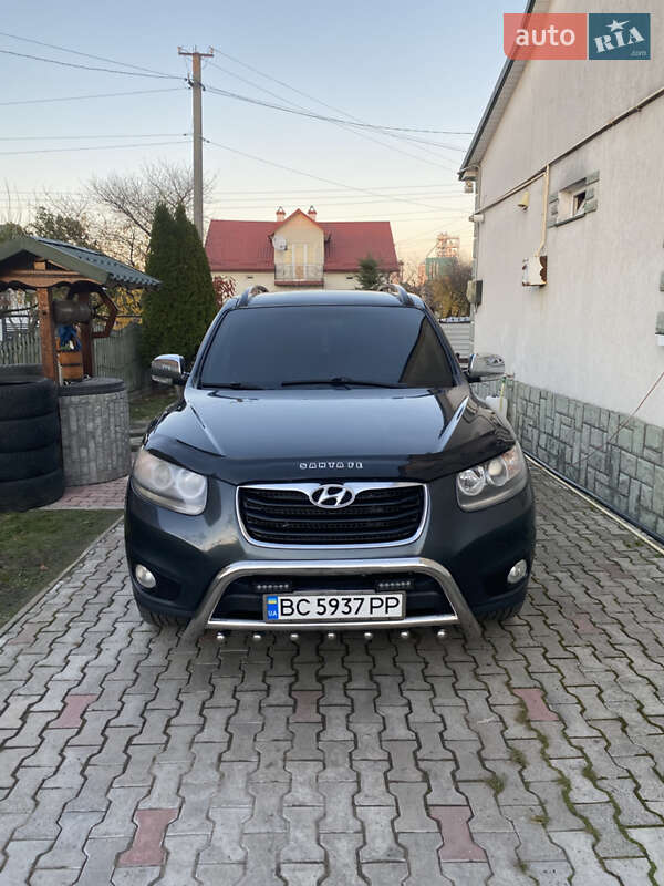 Позашляховик / Кросовер Hyundai Santa FE 2011 в Львові