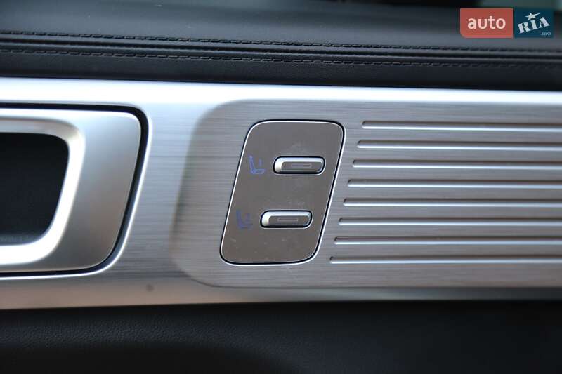 Внедорожник / Кроссовер Hyundai Santa FE 2024 в Киеве